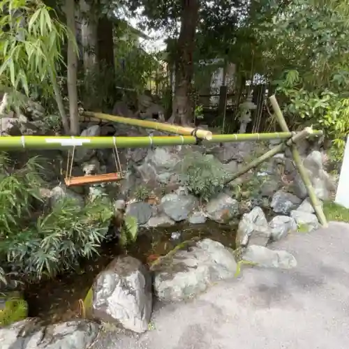 白笹稲荷神社の{uncategorized: "未分類", other: "その他", undefined: "問題あり", building: "その他建物", grave: "お墓", sacred_gate: "鳥居", guardian: "狛犬", statue: "像", buddha: "仏像", history: "歴史", nature: "自然", garden: "庭園", animal: "動物", pagoda: "塔", temizu: "手水舎", mountain_gate: "山門・神門", sanctuary: "本殿・本堂", subordinate: "末社・摂社", art: "芸術", scenery: "景色", jizo: "地蔵", ema: "絵馬", goshuin: "御朱印", omikuji: "おみくじ", items: "授与品その他", amulet: "お守り", goshuincho: "御朱印帳", eats: "食事", festival: "お祭り", votive_dance: "神楽", shichigosan: "七五三参", wedding: "結婚式", experience: "体験その他", initially: "初詣", around: "周辺", anti_infection: "感染症対策"}