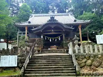 渭伊神社の本殿・本堂