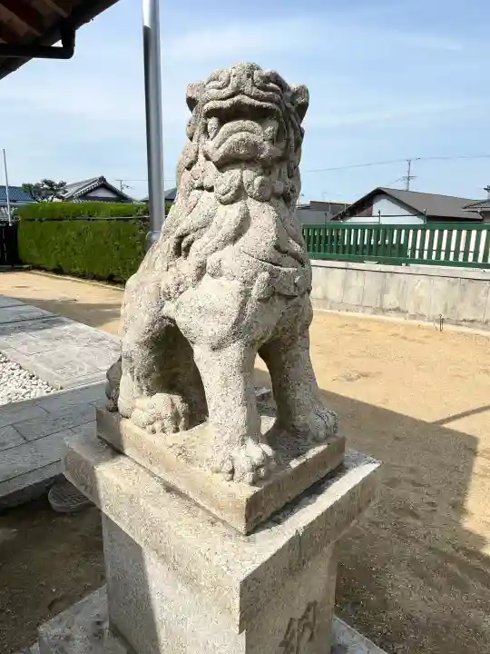 出雲大社大阪分祠 御旅所 (元宮)の{uncategorized: "未分類", other: "その他", undefined: "問題あり", building: "その他建物", grave: "お墓", sacred_gate: "鳥居", guardian: "狛犬", statue: "像", buddha: "仏像", history: "歴史", nature: "自然", garden: "庭園", animal: "動物", pagoda: "塔", temizu: "手水舎", mountain_gate: "山門・神門", sanctuary: "本殿・本堂", subordinate: "末社・摂社", art: "芸術", scenery: "景色", jizo: "地蔵", ema: "絵馬", goshuin: "御朱印", omikuji: "おみくじ", items: "授与品その他", amulet: "お守り", goshuincho: "御朱印帳", eats: "食事", festival: "お祭り", votive_dance: "神楽", shichigosan: "七五三参", wedding: "結婚式", experience: "体験その他", initially: "初詣", around: "周辺", anti_infection: "感染症対策"}