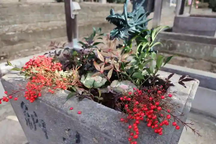 三光稲荷神社の手水舎