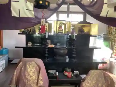 畑中地蔵の本殿・本堂