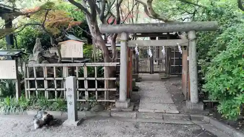 大宮八幡宮の末社