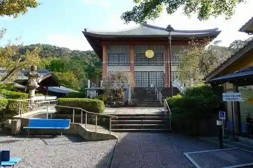 興正寺別院（本山興正寺霊山本廟）の本殿・本堂