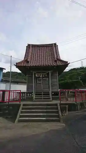 八幡神社の本殿