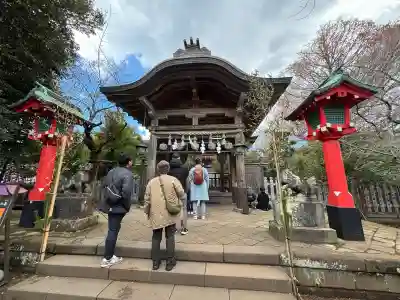 江島神社の{uncategorized: "未分類", other: "その他", undefined: "問題あり", building: "その他建物", grave: "お墓", sacred_gate: "鳥居", guardian: "狛犬", statue: "像", buddha: "仏像", history: "歴史", nature: "自然", garden: "庭園", animal: "動物", pagoda: "塔", temizu: "手水舎", mountain_gate: "山門・神門", sanctuary: "本殿・本堂", subordinate: "末社・摂社", art: "芸術", scenery: "景色", jizo: "地蔵", ema: "絵馬", goshuin: "御朱印", omikuji: "おみくじ", items: "授与品その他", amulet: "お守り", goshuincho: "御朱印帳", eats: "食事", festival: "お祭り", votive_dance: "神楽", shichigosan: "七五三参", wedding: "結婚式", experience: "体験その他", initially: "初詣", around: "周辺", anti_infection: "感染症対策"}