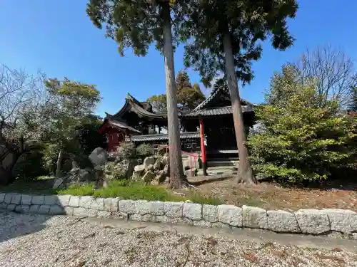 春日神社(飯)の{uncategorized: "未分類", other: "その他", undefined: "問題あり", building: "その他建物", grave: "お墓", sacred_gate: "鳥居", guardian: "狛犬", statue: "像", buddha: "仏像", history: "歴史", nature: "自然", garden: "庭園", animal: "動物", pagoda: "塔", temizu: "手水舎", mountain_gate: "山門・神門", sanctuary: "本殿・本堂", subordinate: "末社・摂社", art: "芸術", scenery: "景色", jizo: "地蔵", ema: "絵馬", goshuin: "御朱印", omikuji: "おみくじ", items: "授与品その他", amulet: "お守り", goshuincho: "御朱印帳", eats: "食事", festival: "お祭り", votive_dance: "神楽", shichigosan: "七五三参", wedding: "結婚式", experience: "体験その他", initially: "初詣", around: "周辺", anti_infection: "感染症対策"}