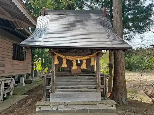 於呂閇志胆澤川神社の末社