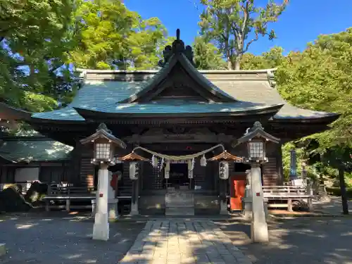 小室浅間神社の本殿