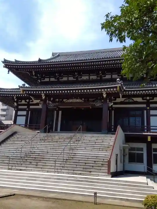 霊雲寺の本殿・本堂