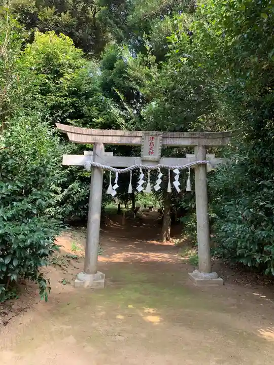 雷神社の鳥居