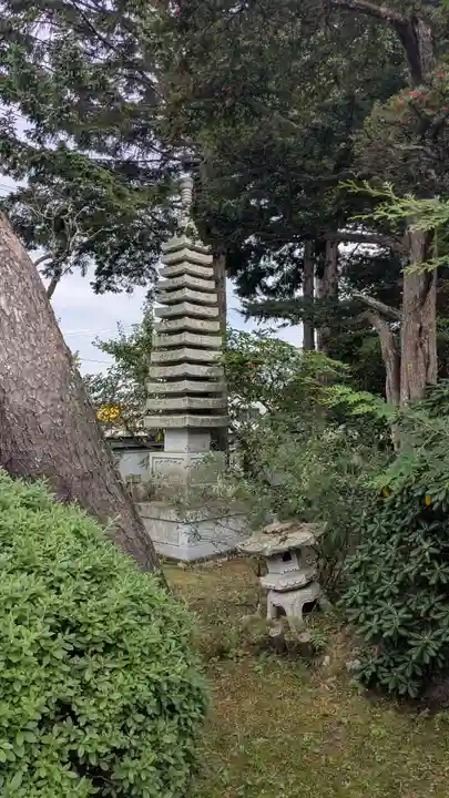 禅林寺の塔