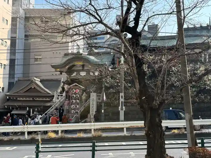 湯島天満宮の{uncategorized: "未分類", other: "その他", undefined: "問題あり", building: "その他建物", grave: "お墓", sacred_gate: "鳥居", guardian: "狛犬", statue: "像", buddha: "仏像", history: "歴史", nature: "自然", garden: "庭園", animal: "動物", pagoda: "塔", temizu: "手水舎", mountain_gate: "山門・神門", sanctuary: "本殿・本堂", subordinate: "末社・摂社", art: "芸術", scenery: "景色", jizo: "地蔵", ema: "絵馬", goshuin: "御朱印", omikuji: "おみくじ", items: "授与品その他", amulet: "お守り", goshuincho: "御朱印帳", eats: "食事", festival: "お祭り", votive_dance: "神楽", shichigosan: "七五三参", wedding: "結婚式", experience: "体験その他", initially: "初詣", around: "周辺", anti_infection: "感染症対策"}