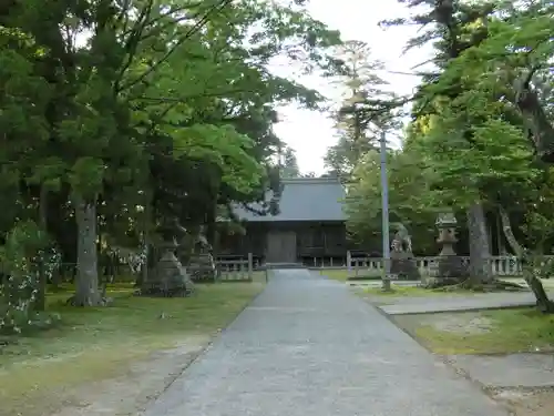 倭文神社の建物その他