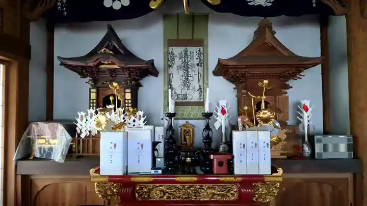 法華寺の本殿・本堂