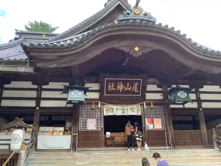 尾山神社の本殿・本堂