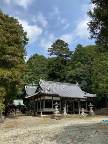 高峯神社の本殿・本堂