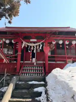 鹿角八坂神社の{uncategorized: "未分類", other: "その他", undefined: "問題あり", building: "その他建物", grave: "お墓", sacred_gate: "鳥居", guardian: "狛犬", statue: "像", buddha: "仏像", history: "歴史", nature: "自然", garden: "庭園", animal: "動物", pagoda: "塔", temizu: "手水舎", mountain_gate: "山門・神門", sanctuary: "本殿・本堂", subordinate: "末社・摂社", art: "芸術", scenery: "景色", jizo: "地蔵", ema: "絵馬", goshuin: "御朱印", omikuji: "おみくじ", items: "授与品その他", amulet: "お守り", goshuincho: "御朱印帳", eats: "食事", festival: "お祭り", votive_dance: "神楽", shichigosan: "七五三参", wedding: "結婚式", experience: "体験その他", initially: "初詣", around: "周辺", anti_infection: "感染症対策"}