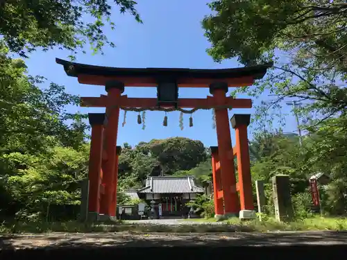 丹生官省符神社の鳥居