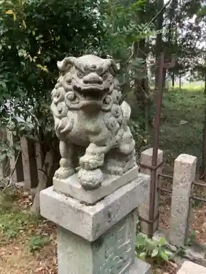 成海神社(羽黒八幡宮)の狛犬