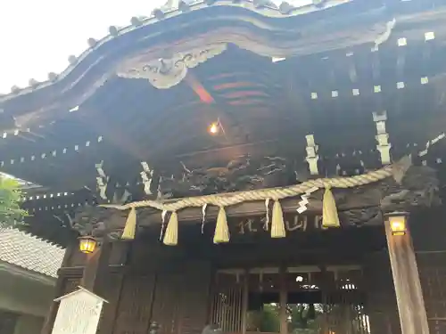白山神社の本殿・本堂