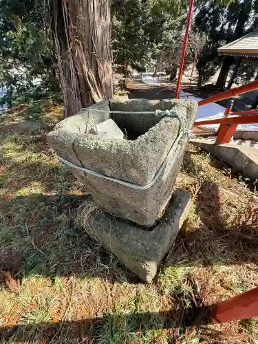 市渡稲荷神社・川濯神社の{uncategorized: "未分類", other: "その他", undefined: "問題あり", building: "その他建物", grave: "お墓", sacred_gate: "鳥居", guardian: "狛犬", statue: "像", buddha: "仏像", history: "歴史", nature: "自然", garden: "庭園", animal: "動物", pagoda: "塔", temizu: "手水舎", mountain_gate: "山門・神門", sanctuary: "本殿・本堂", subordinate: "末社・摂社", art: "芸術", scenery: "景色", jizo: "地蔵", ema: "絵馬", goshuin: "御朱印", omikuji: "おみくじ", items: "授与品その他", amulet: "お守り", goshuincho: "御朱印帳", eats: "食事", festival: "お祭り", votive_dance: "神楽", shichigosan: "七五三参", wedding: "結婚式", experience: "体験その他", initially: "初詣", around: "周辺", anti_infection: "感染症対策"}
