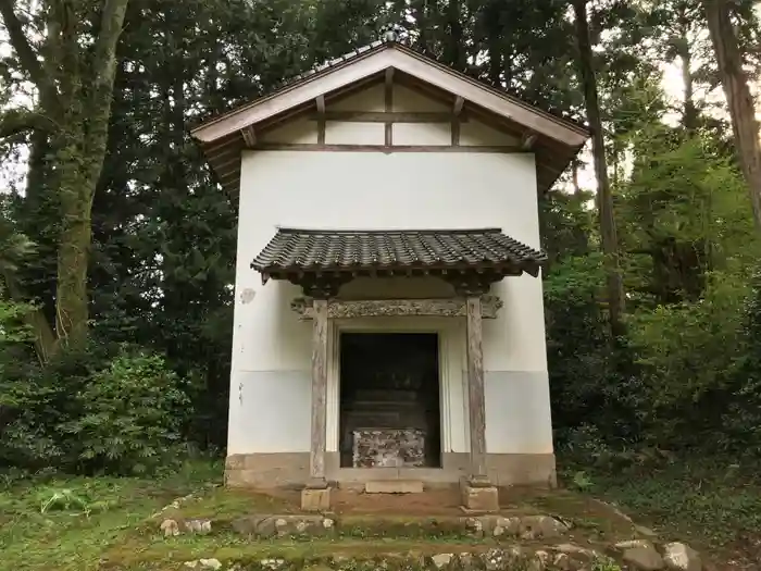 明泉寺の建物その他