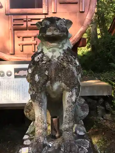 聖神社の狛犬