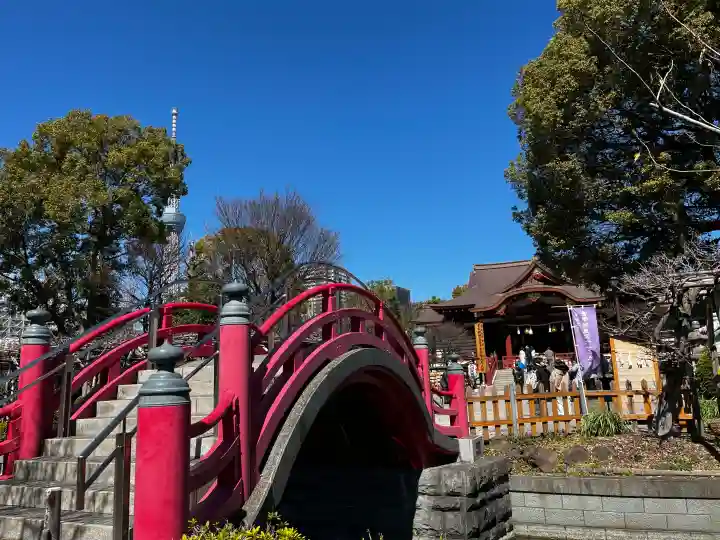 亀戸天神社の{uncategorized: "未分類", other: "その他", undefined: "問題あり", building: "その他建物", grave: "お墓", sacred_gate: "鳥居", guardian: "狛犬", statue: "像", buddha: "仏像", history: "歴史", nature: "自然", garden: "庭園", animal: "動物", pagoda: "塔", temizu: "手水舎", mountain_gate: "山門・神門", sanctuary: "本殿・本堂", subordinate: "末社・摂社", art: "芸術", scenery: "景色", jizo: "地蔵", ema: "絵馬", goshuin: "御朱印", omikuji: "おみくじ", items: "授与品その他", amulet: "お守り", goshuincho: "御朱印帳", eats: "食事", festival: "お祭り", votive_dance: "神楽", shichigosan: "七五三参", wedding: "結婚式", experience: "体験その他", initially: "初詣", around: "周辺", anti_infection: "感染症対策"}