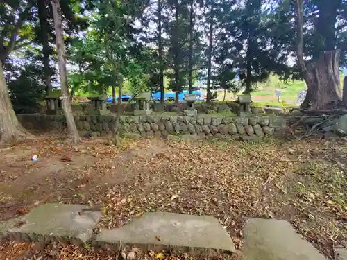 童女神社の末社