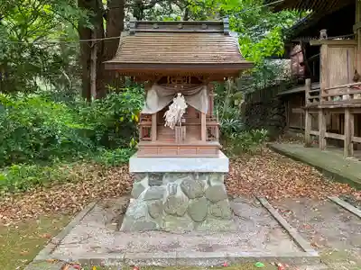 阿伎留神社の末社・摂社