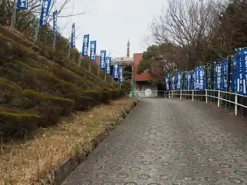 成田山 龍王院の建物その他