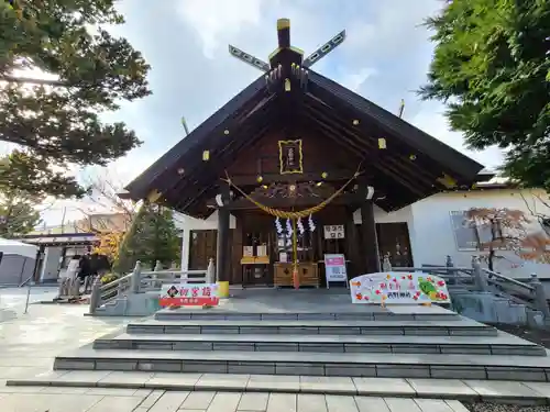 西野神社の本殿