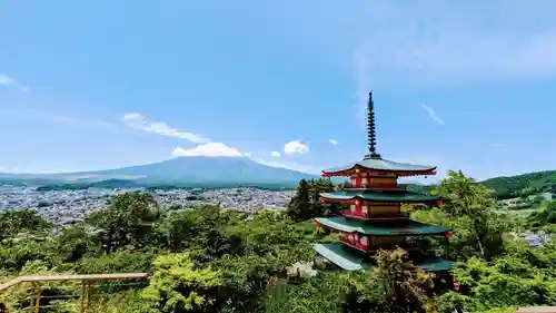 新倉富士浅間神社の景色