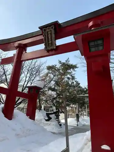 彌彦神社　(伊夜日子神社)の鳥居