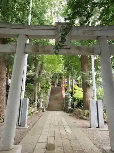 弥生神社の鳥居