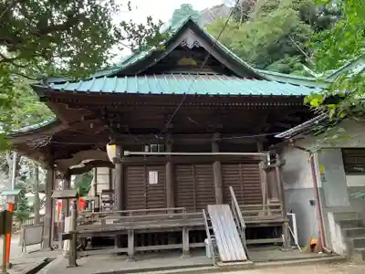 大津諏訪神社の本殿・本堂