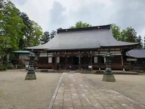 城端別院善徳寺の{uncategorized: "未分類", other: "その他", undefined: "問題あり", building: "その他建物", grave: "お墓", sacred_gate: "鳥居", guardian: "狛犬", statue: "像", buddha: "仏像", history: "歴史", nature: "自然", garden: "庭園", animal: "動物", pagoda: "塔", temizu: "手水舎", mountain_gate: "山門・神門", sanctuary: "本殿・本堂", subordinate: "末社・摂社", art: "芸術", scenery: "景色", jizo: "地蔵", ema: "絵馬", goshuin: "御朱印", omikuji: "おみくじ", items: "授与品その他", amulet: "お守り", goshuincho: "御朱印帳", eats: "食事", festival: "お祭り", votive_dance: "神楽", shichigosan: "七五三参", wedding: "結婚式", experience: "体験その他", initially: "初詣", around: "周辺", anti_infection: "感染症対策"}