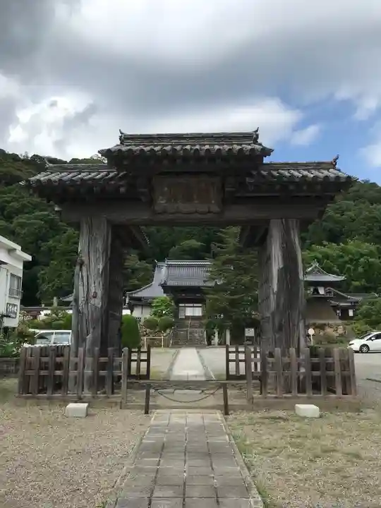 医光寺の山門・神門
