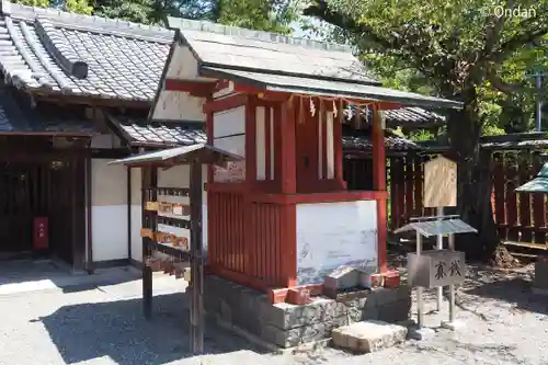 津島神社の末社