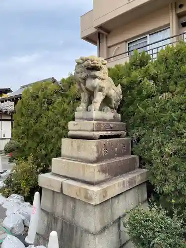 瀧尾神社の狛犬