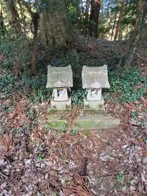 鴨大神御子神主玉神社の末社・摂社