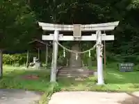 諏訪神社の鳥居