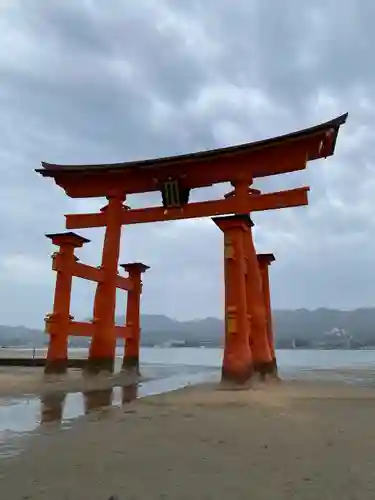 厳島神社(広島県)