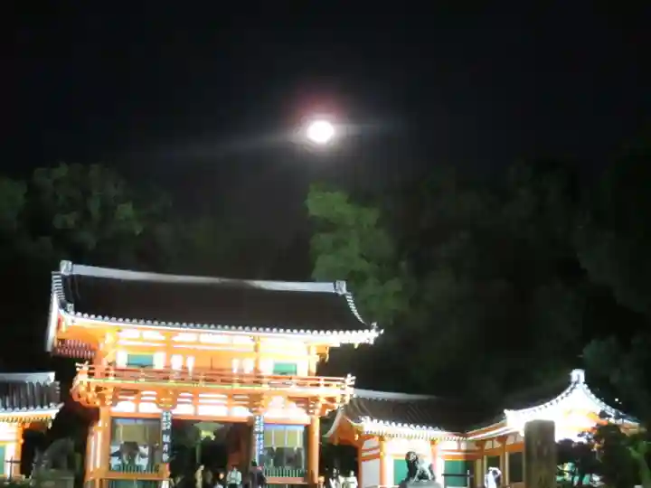 八坂神社(祇園さん)の山門・神門