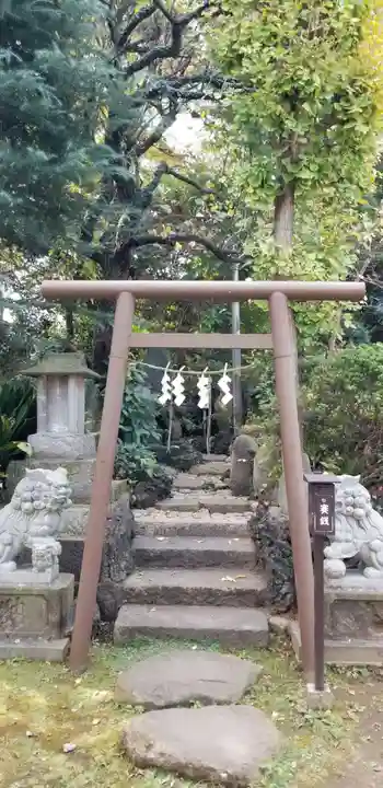 小岩神社の鳥居