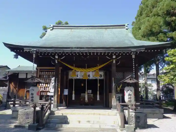 奥田神社の本殿・本堂
