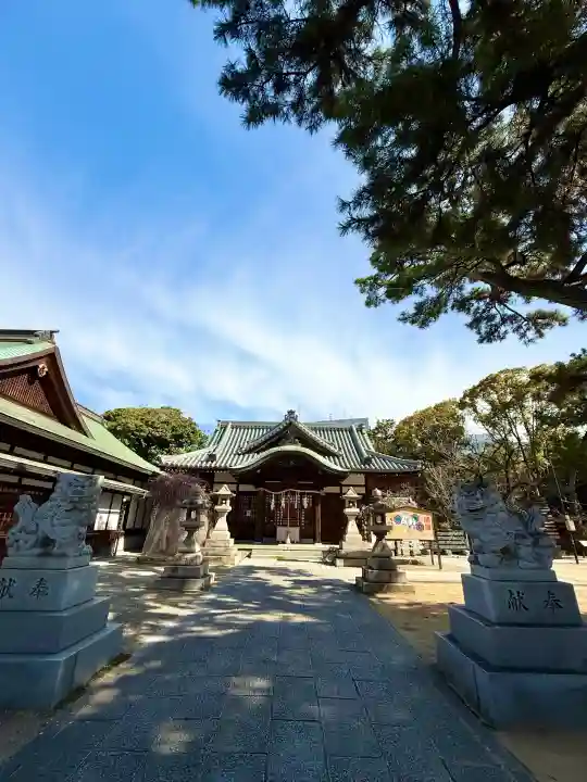 兵主神社の{uncategorized: "未分類", other: "その他", undefined: "問題あり", building: "その他建物", grave: "お墓", sacred_gate: "鳥居", guardian: "狛犬", statue: "像", buddha: "仏像", history: "歴史", nature: "自然", garden: "庭園", animal: "動物", pagoda: "塔", temizu: "手水舎", mountain_gate: "山門・神門", sanctuary: "本殿・本堂", subordinate: "末社・摂社", art: "芸術", scenery: "景色", jizo: "地蔵", ema: "絵馬", goshuin: "御朱印", omikuji: "おみくじ", items: "授与品その他", amulet: "お守り", goshuincho: "御朱印帳", eats: "食事", festival: "お祭り", votive_dance: "神楽", shichigosan: "七五三参", wedding: "結婚式", experience: "体験その他", initially: "初詣", around: "周辺", anti_infection: "感染症対策"}