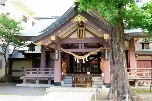 三吉神社の本殿