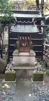 三田春日神社の末社・摂社