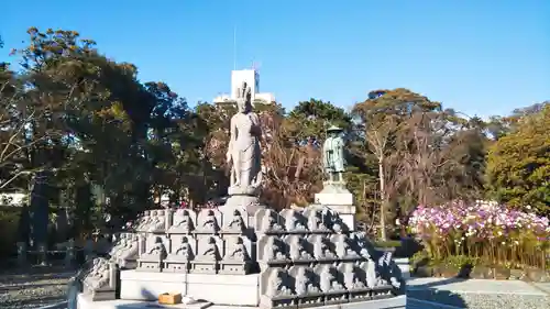 西新井大師総持寺の仏像